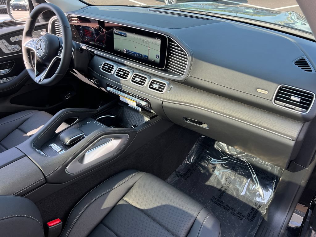 New 2026 Mercedes-Benz GLS 450 4MATIC image 30