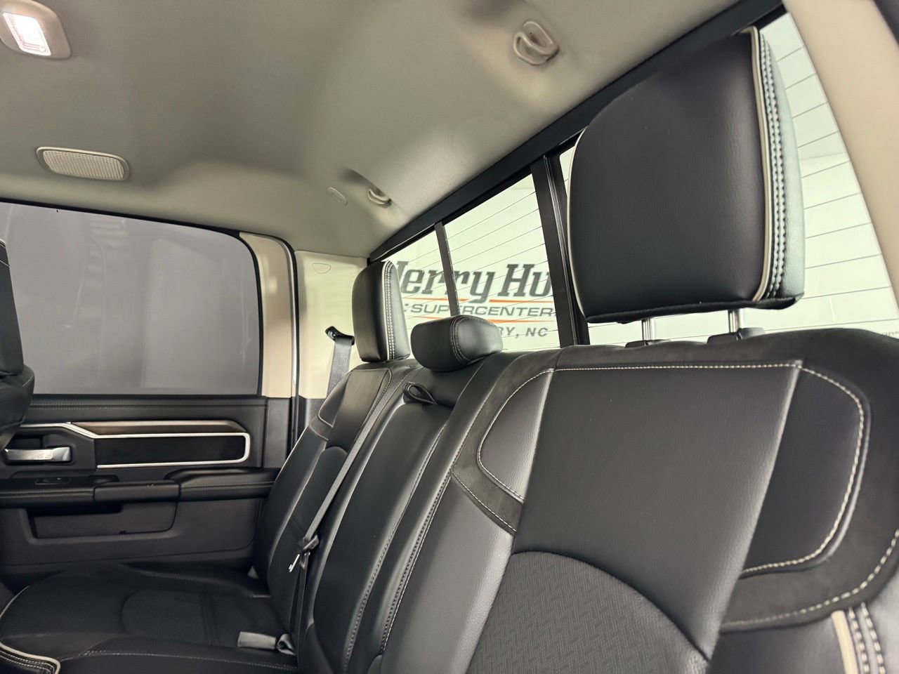 Used 2024 RAM 2500 Laramie image 27