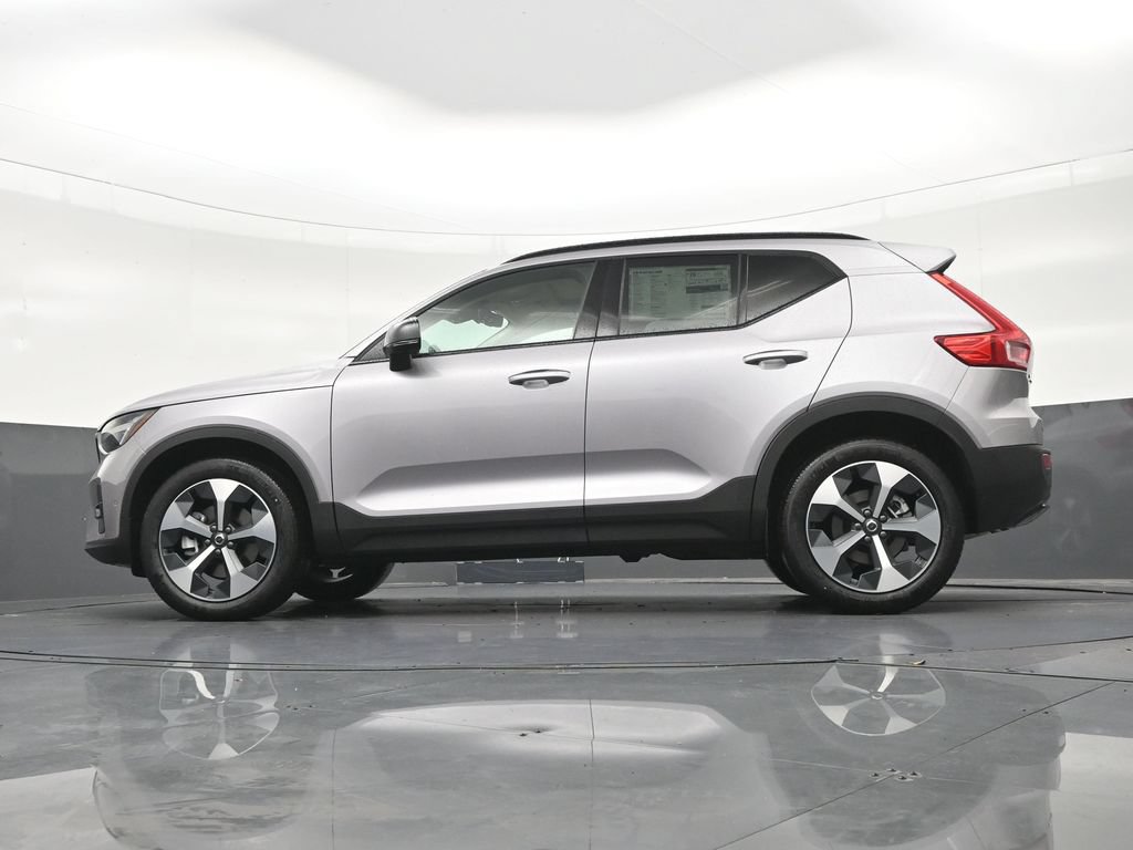 New 2026 Volvo XC40 B5 Plus w/ Protection Package Premier AWD/4WD image 22