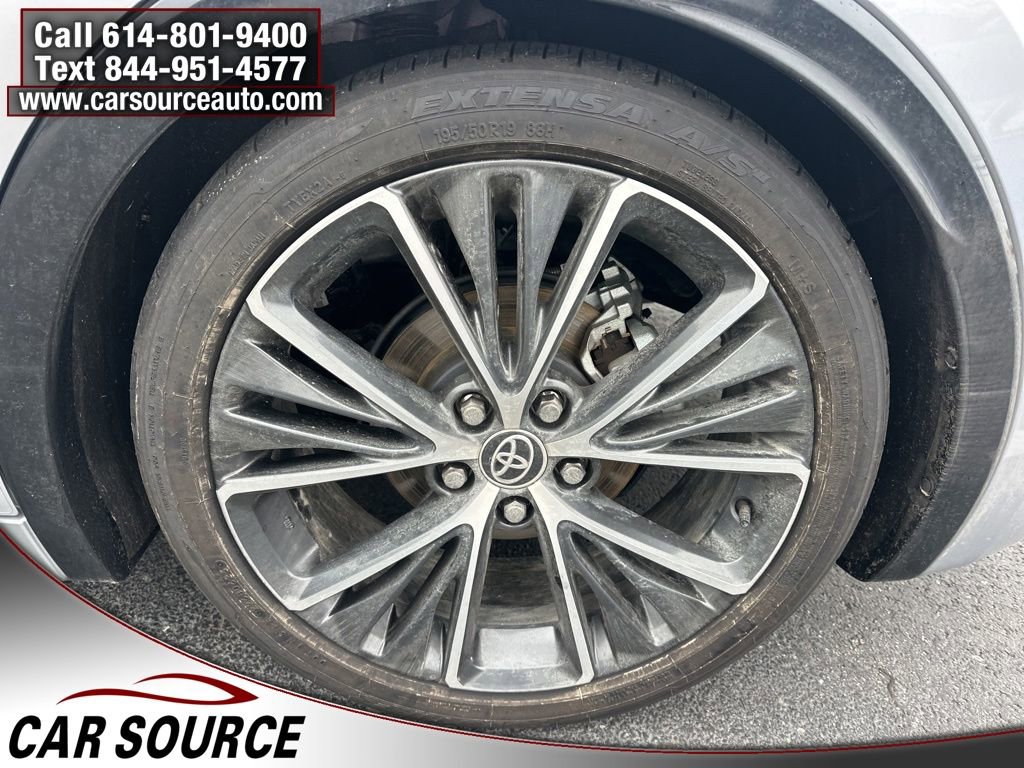 Used 2025 Toyota Prius Limited w/ Limited Premium Package image 27