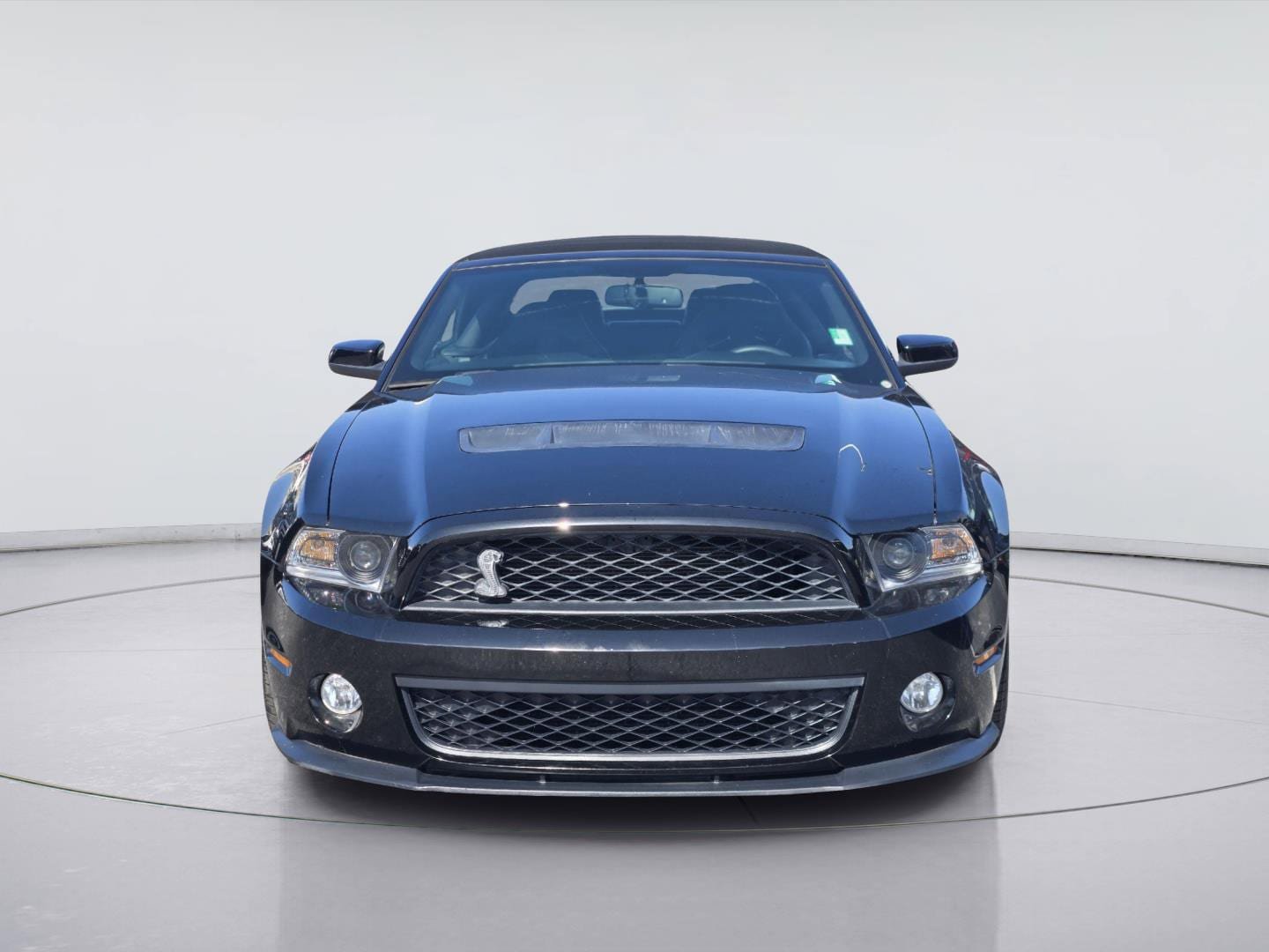 Used 2012 Ford Mustang Shelby GT500 w/ SVT Performance Pkg RWD video 2