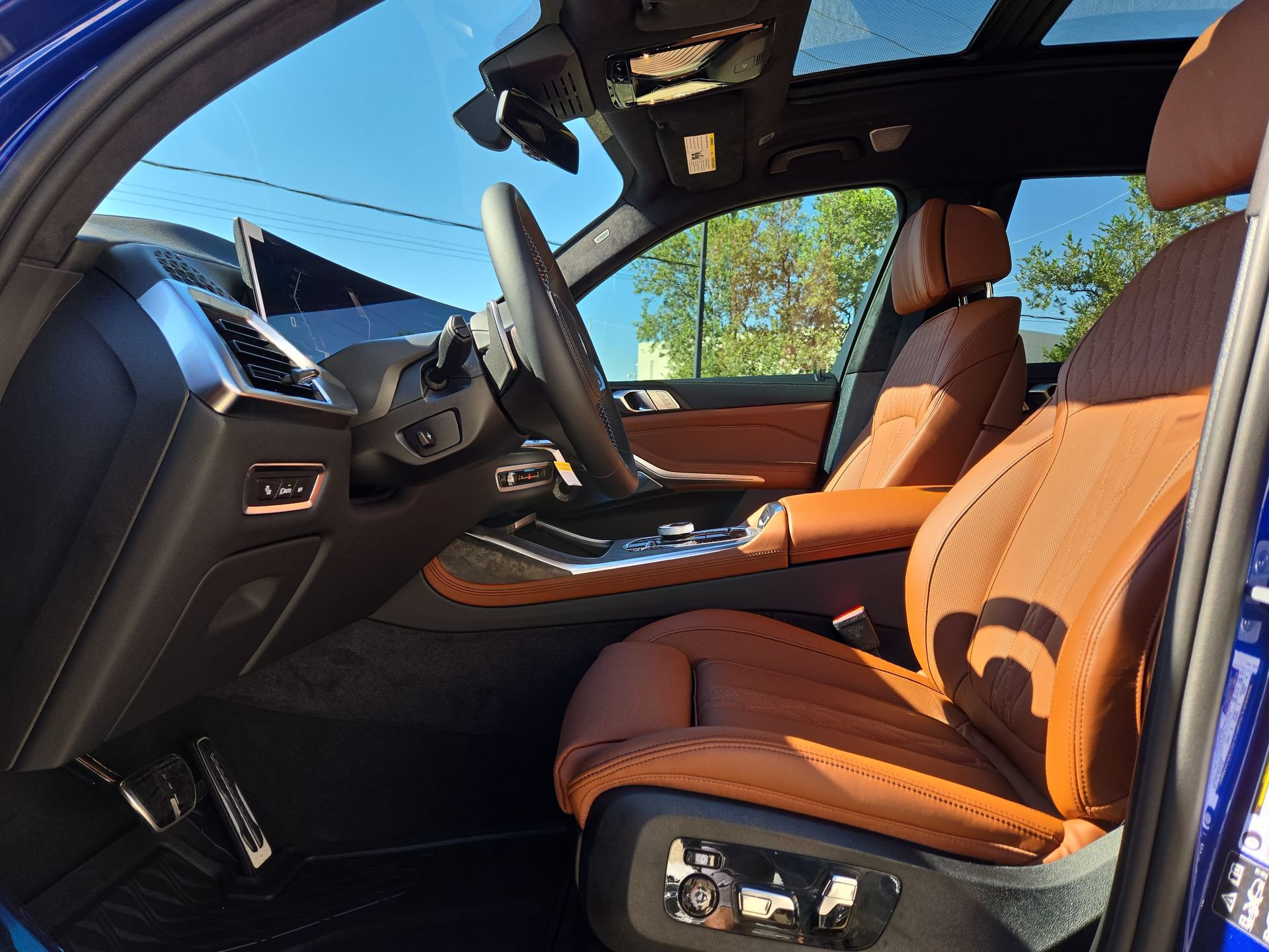 New 2027 BMW X7 M60i AWD/4WD image 16