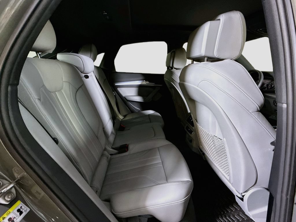 Used 2024 Audi Q5 2.0T Premium Plus AWD/4WD image 16
