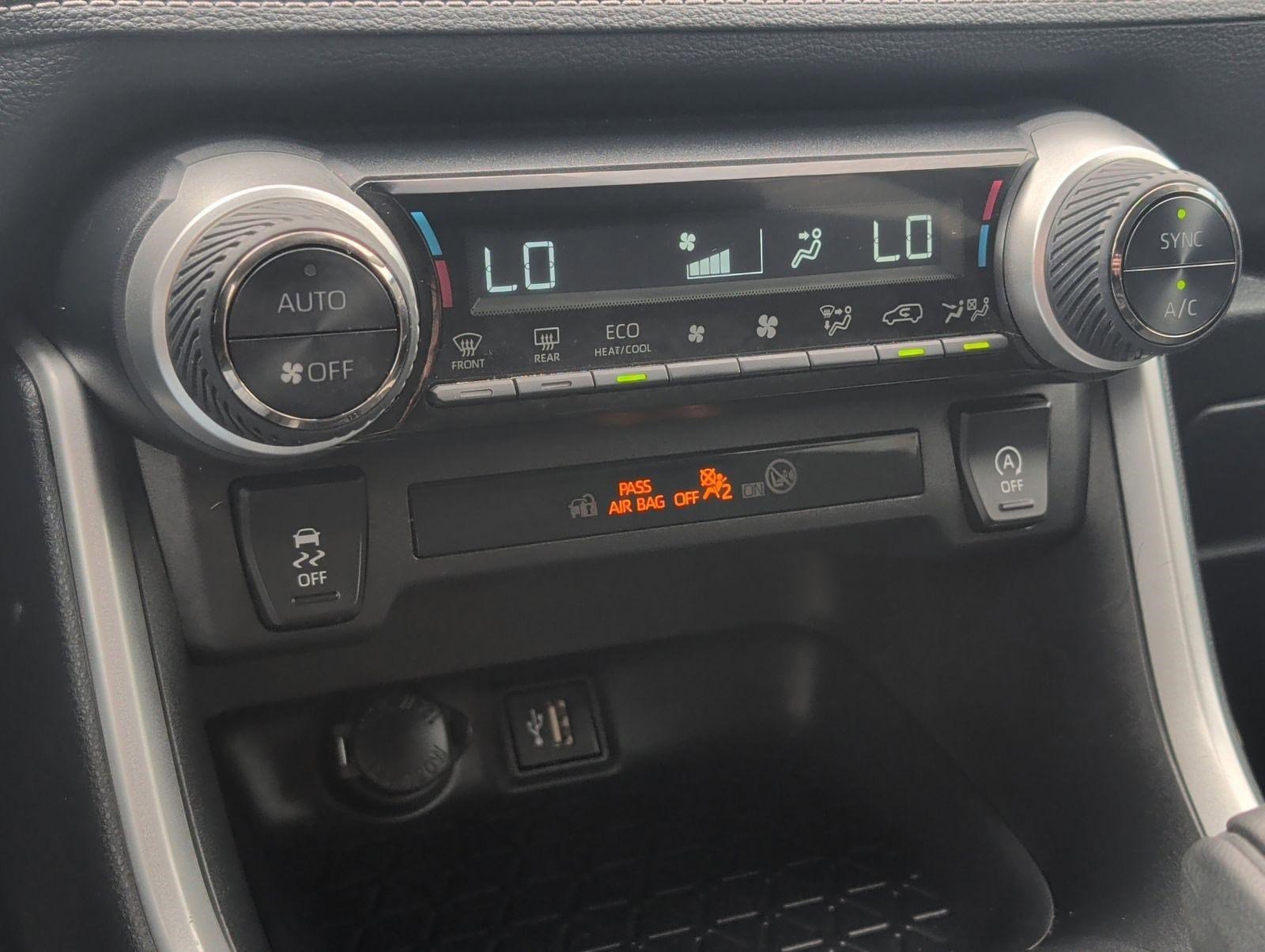 Used 2024 Toyota RAV4 XLE FWD image 20