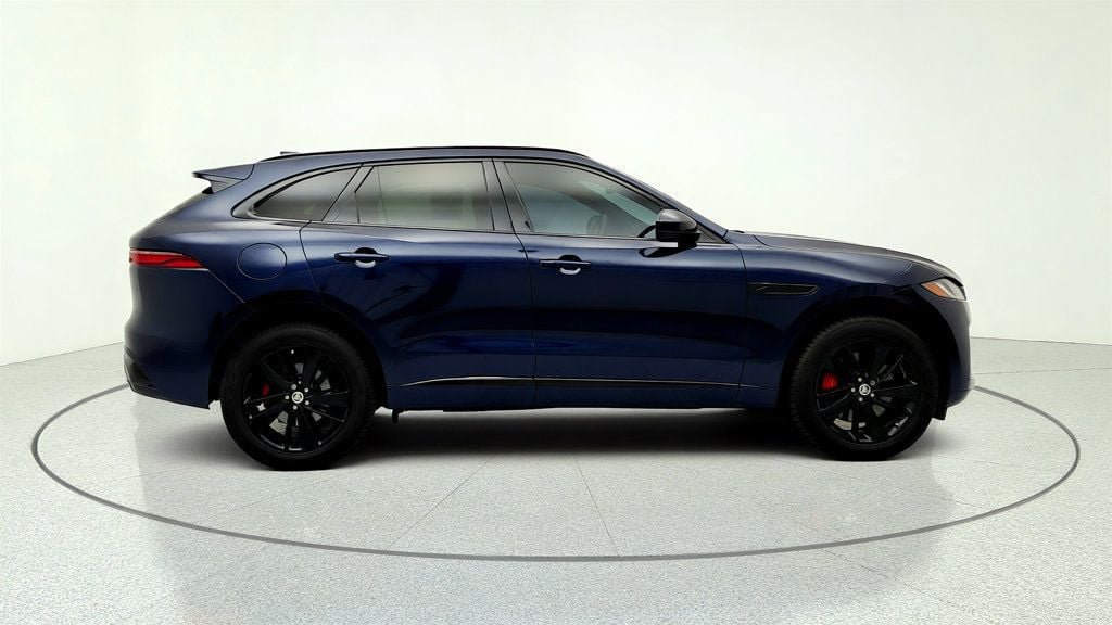 Used 2024 Jaguar F-PACE R-Dynamic S AWD/4WD image 4