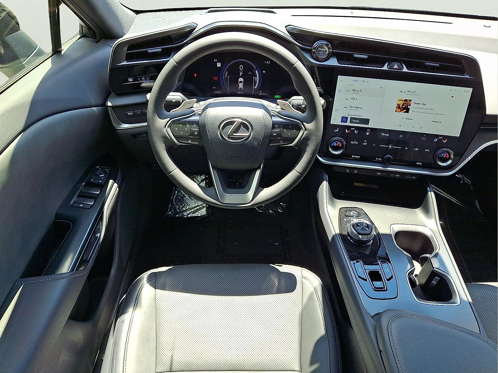 Certified 2023 Lexus RZ 450e Premium w/ Technology Package AWD/4WD image 9