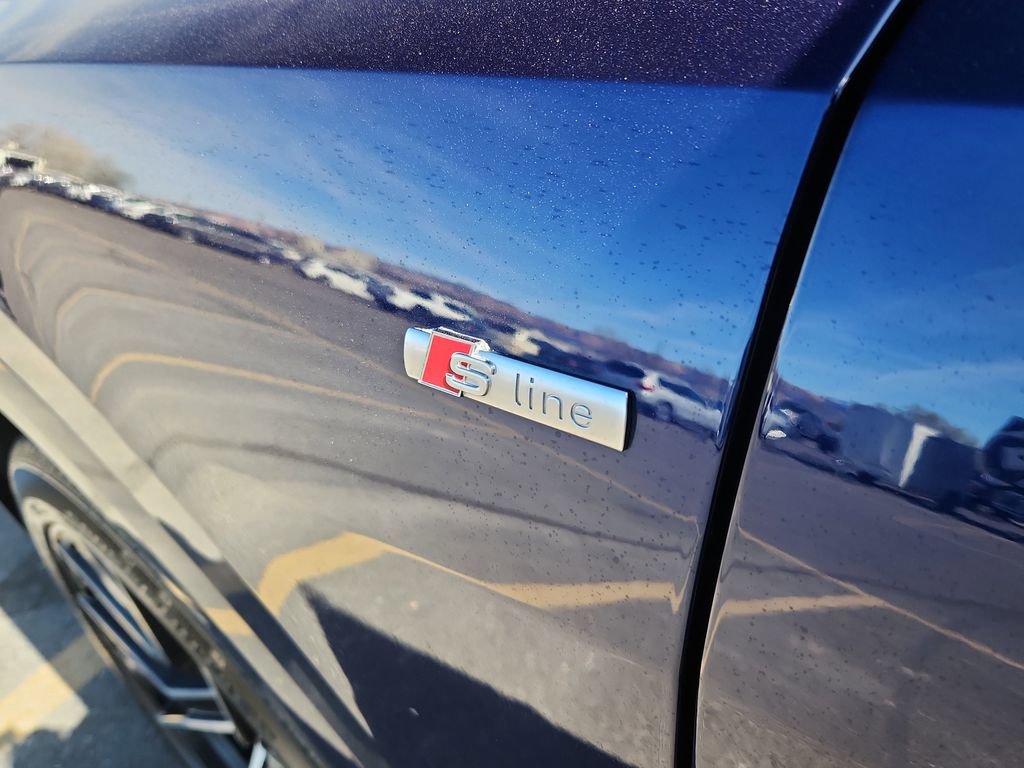 Used 2019 Audi Q8 Premium Plus image 22