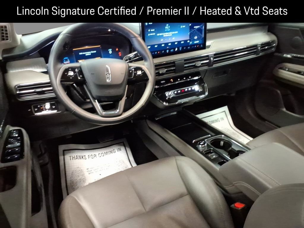 Used 2025 Lincoln Corsair AWD w/ Equipment Group 101A image 6