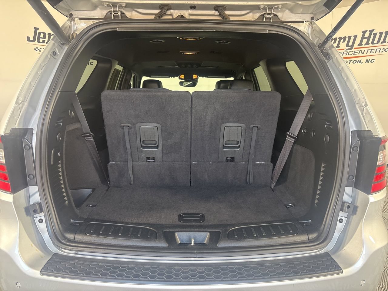 Used 2024 Dodge Durango GT RWD image 23