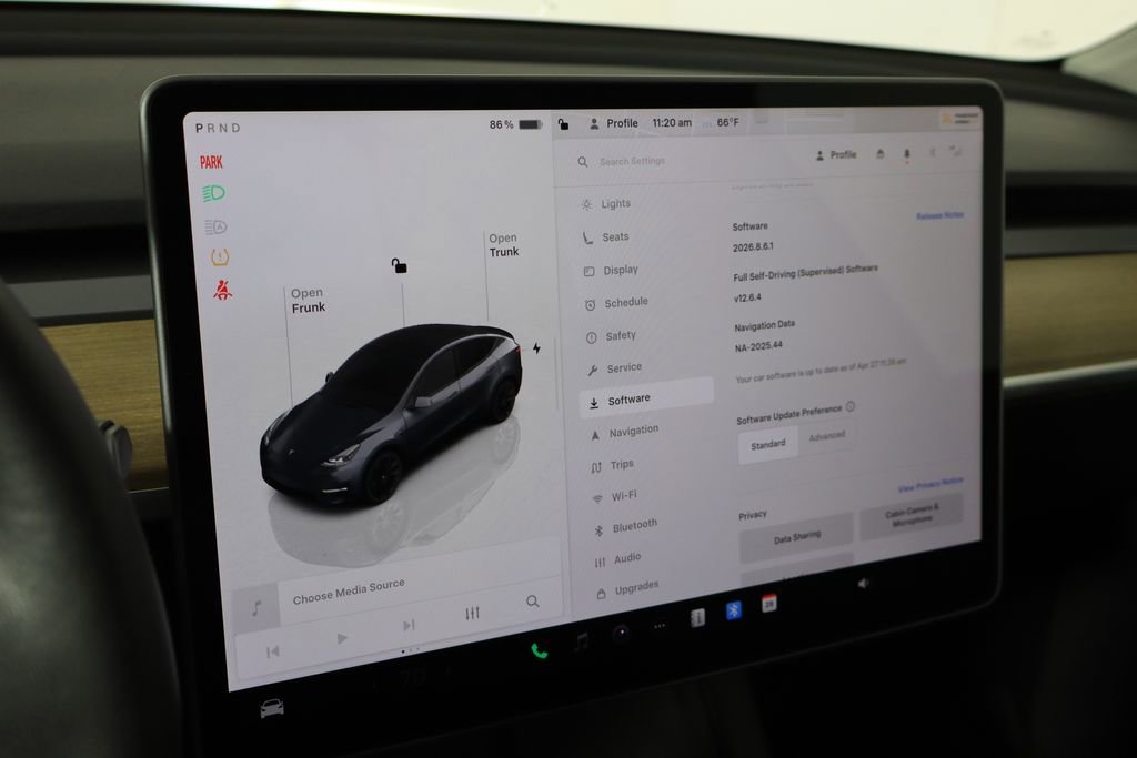 Used 2023 Tesla Model Y Long Range AWD/4WD image 33