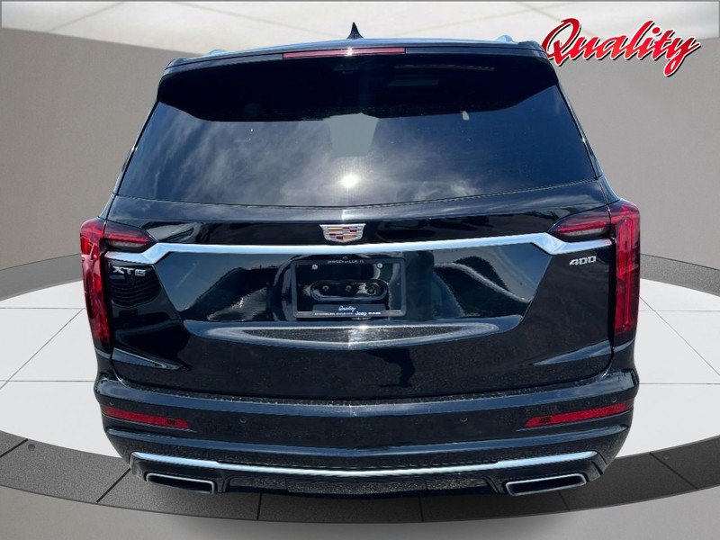 Used 2023 Cadillac XT6 Premium Luxury w/ Technology Package FWD image 4