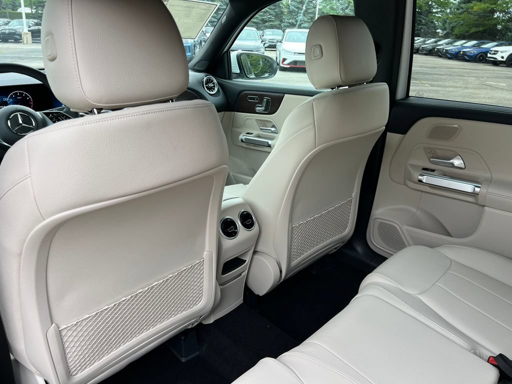New 2026 Mercedes-Benz GLB 250 4MATIC image 34