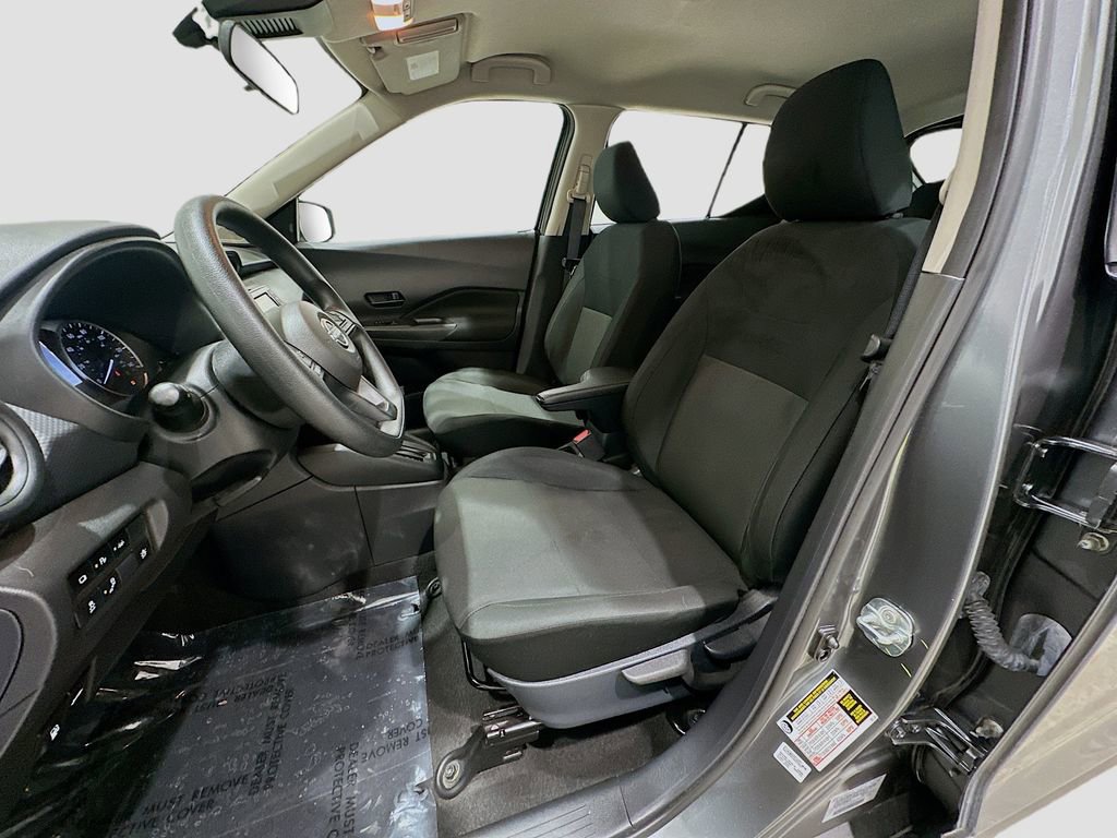 Used 2024 Nissan Kicks S FWD image 20