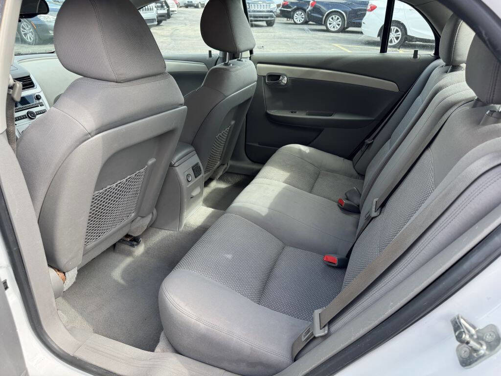Used 2012 Chevrolet Malibu LT w/ Power Package image 5
