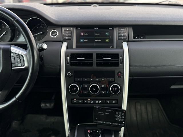 Used 2017 Land Rover Discovery Sport HSE image 20