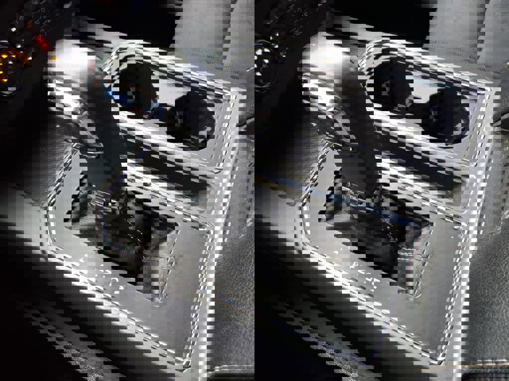 Certified 2020 Ford F150 XLT w/ Equipment Group 302A Luxury image 18