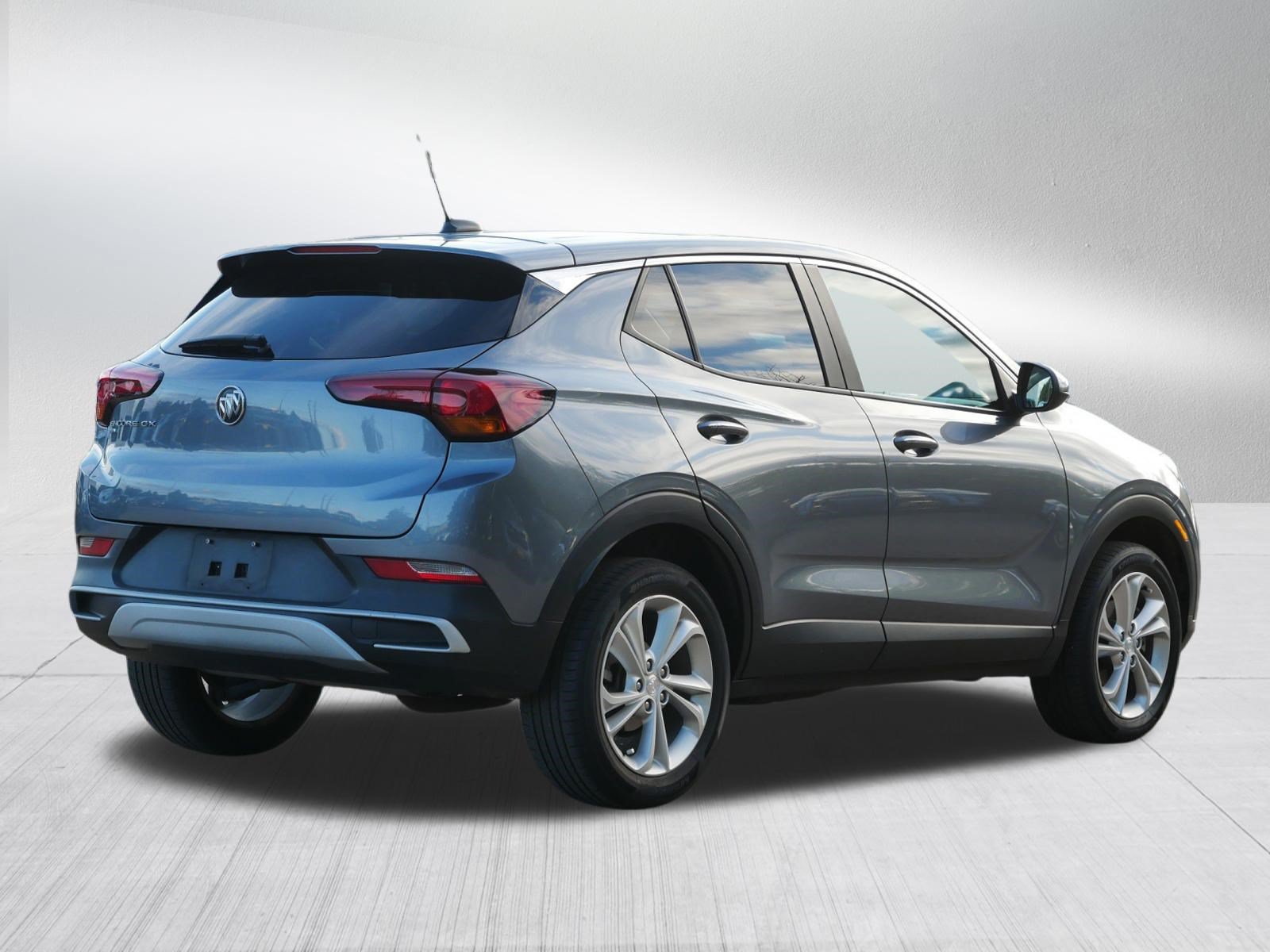 Used 2022 Buick Encore GX Preferred w/ Cold Weather Comfort Package AWD/4WD image 7