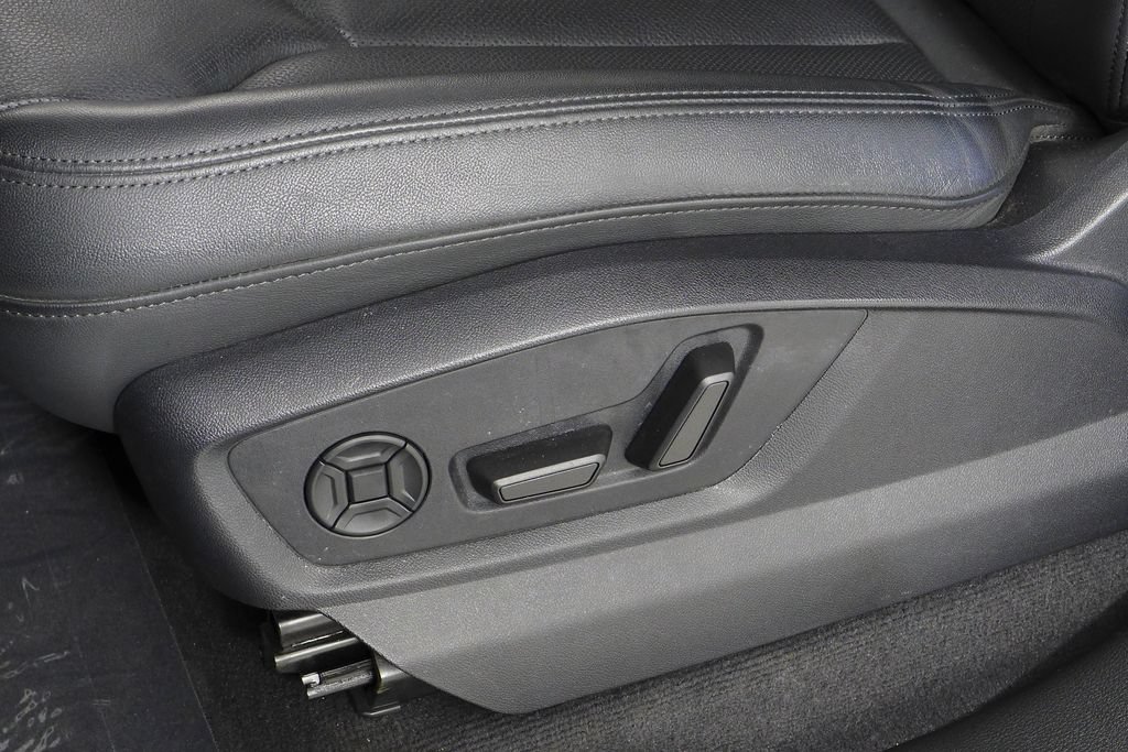 Used 2023 Audi Q7 2.0T Premium Plus w/ Premium Plus Package AWD/4WD image 24