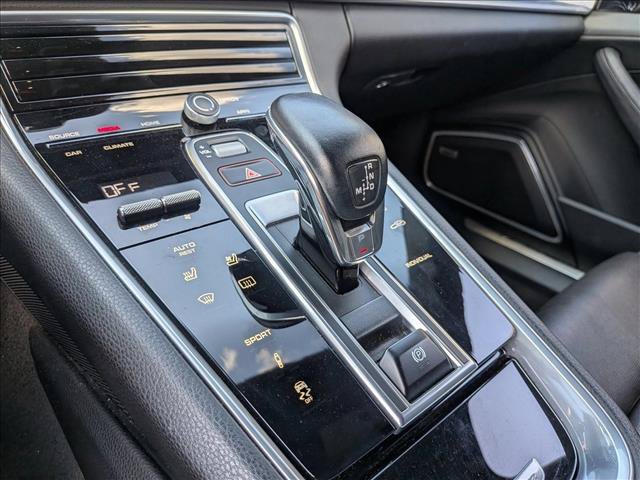 Used 2018 Porsche Panamera 4 AWD/4WD image 11