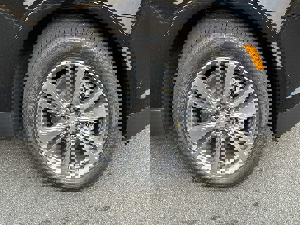 New 2026 Cadillac XT5 Premium Luxury w/ Driver Assist Package image 7