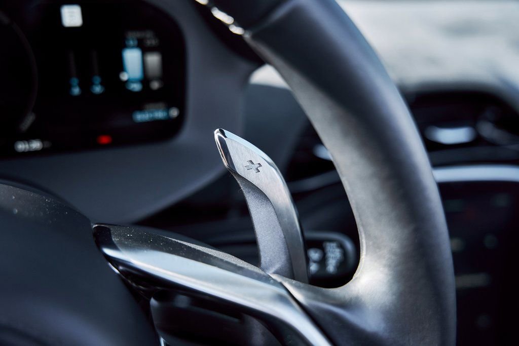 Used 2025 McLaren Artura Spider image 58