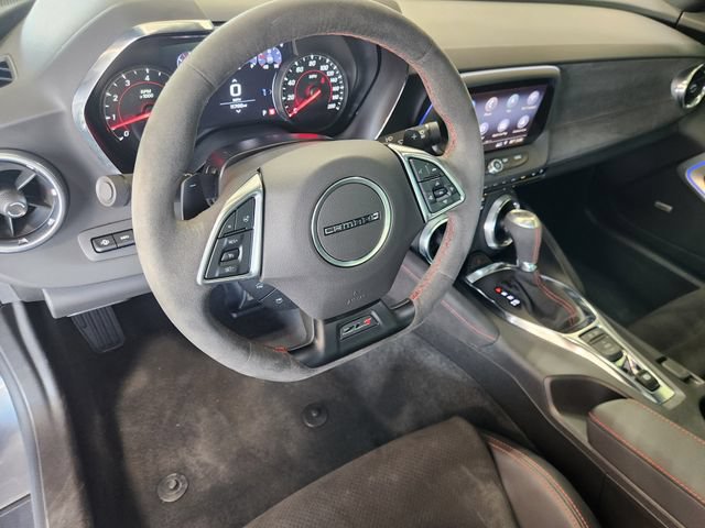Used 2019 Chevrolet Camaro ZL1 RWD image 29