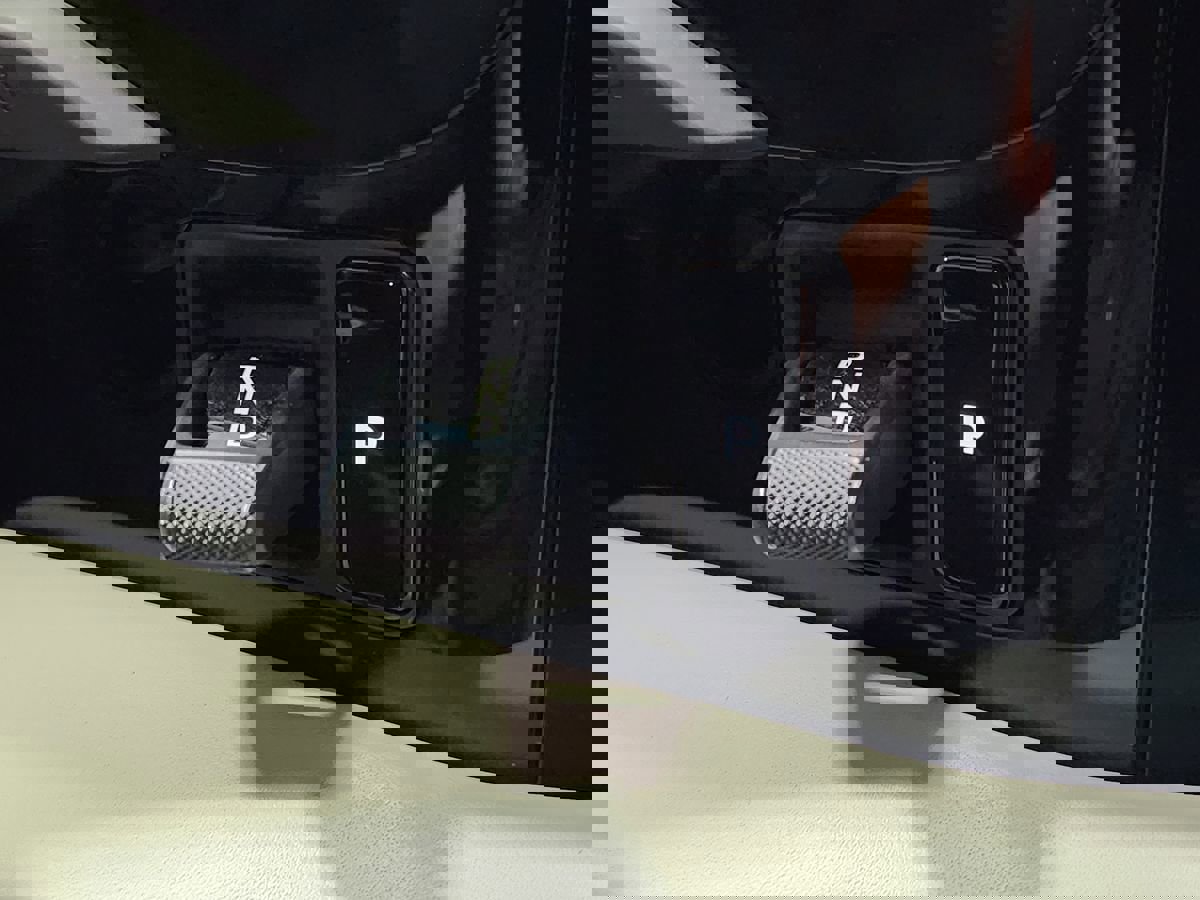 Used 2021 Porsche Taycan image 39