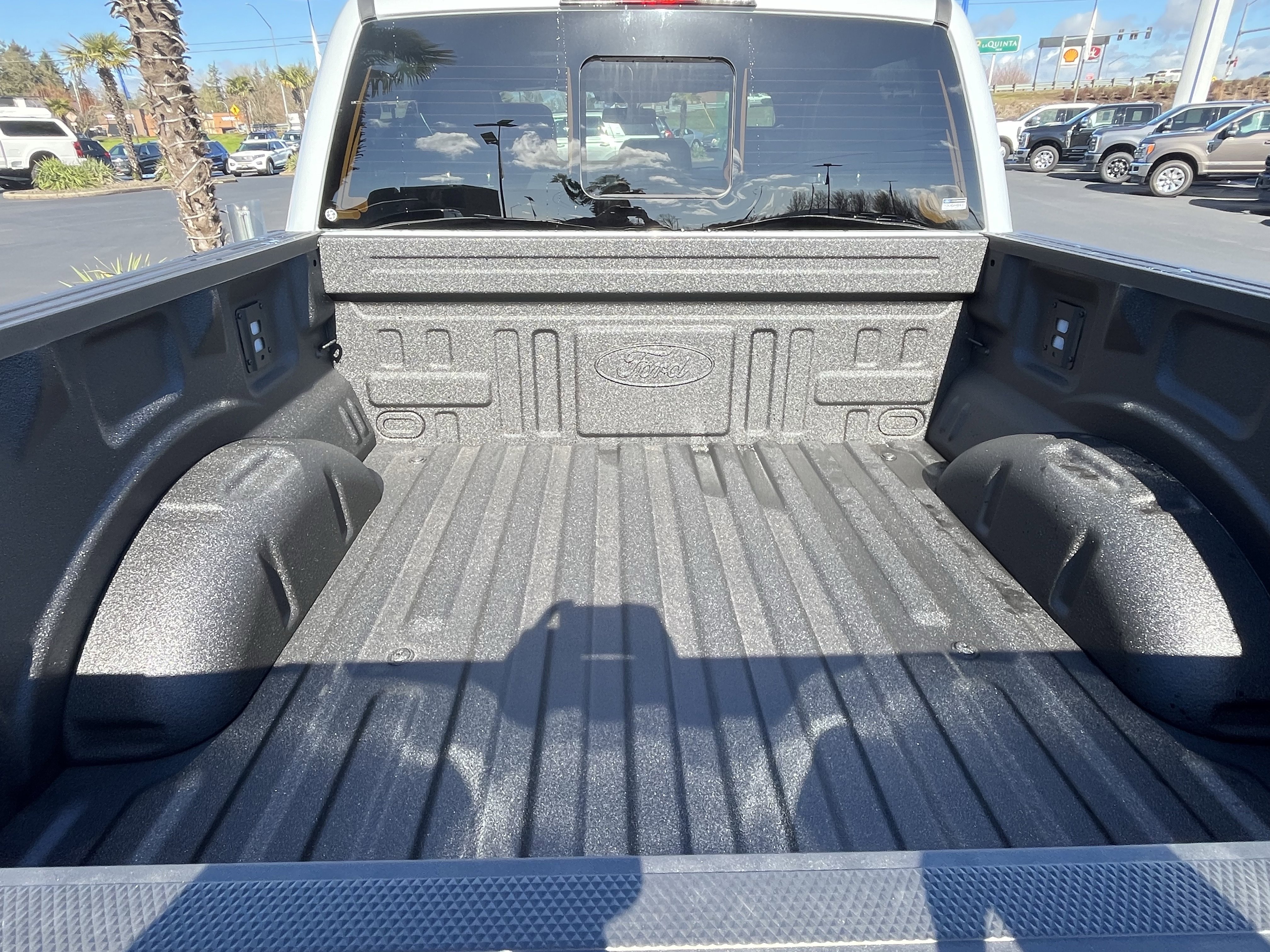 New 2025 Ford F150 Lariat w/ Equipment Group 502A High AWD/4WD image 4