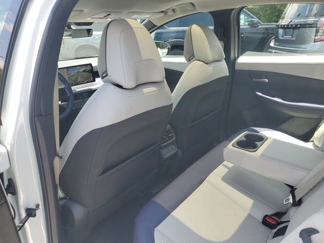Certified 2026 Nissan Leaf Platinum+ w/ Floor Mat Package (Platinum+) FWD image 9