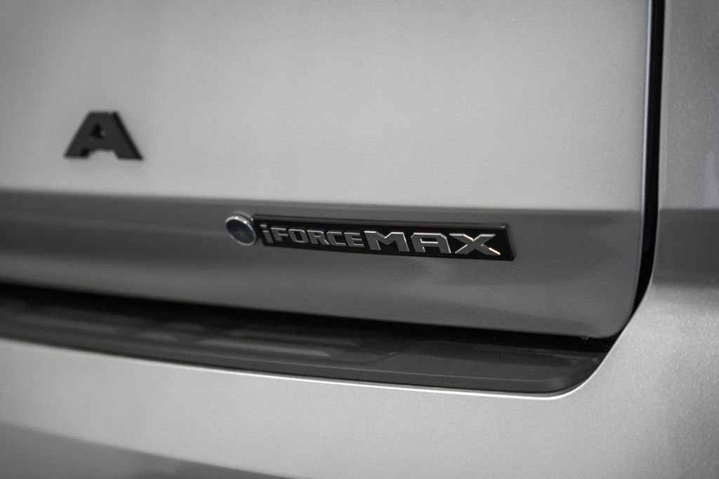 New 2026 Toyota Sequoia Platinum image 7