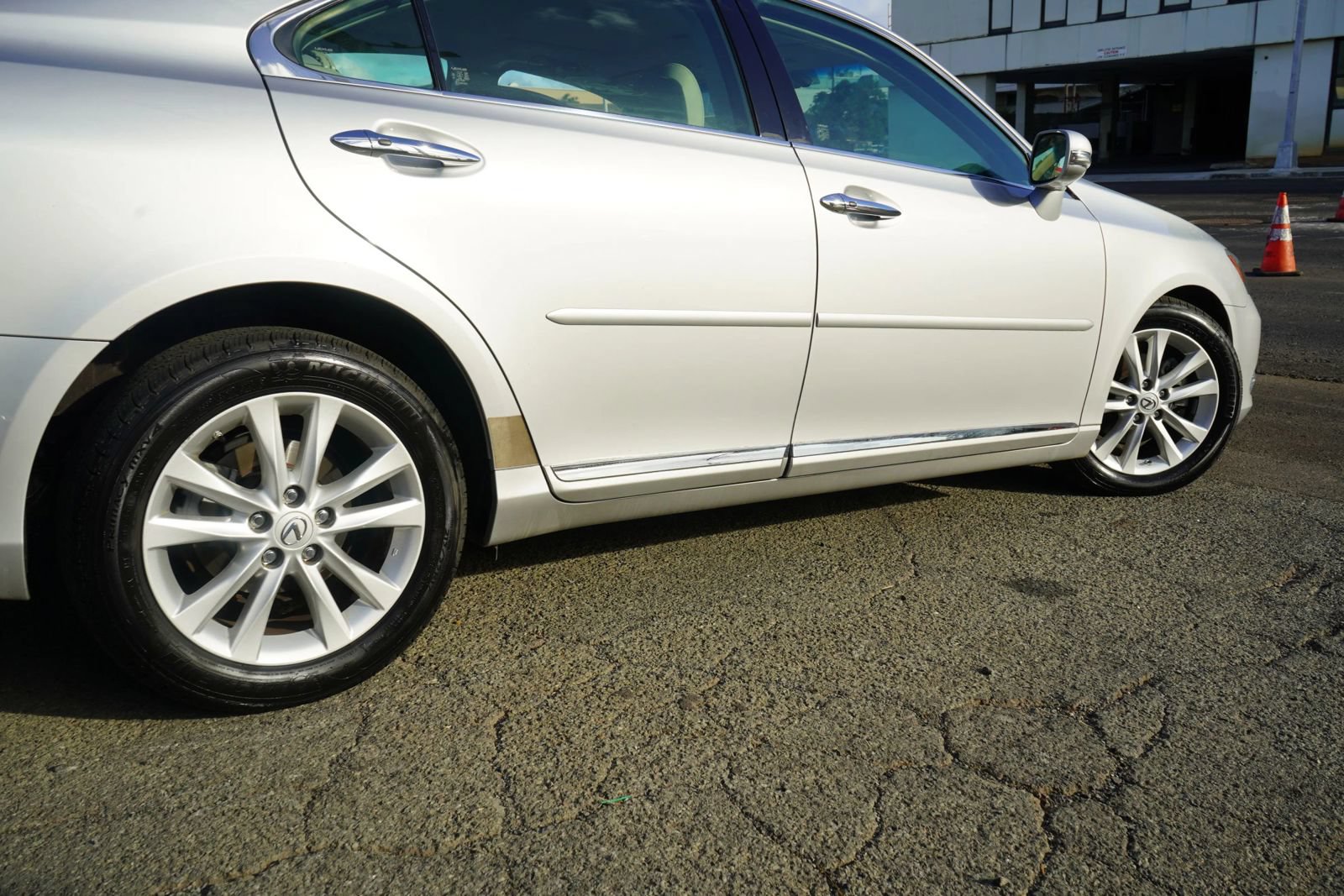 Used 2012 Lexus ES 350 FWD image 7