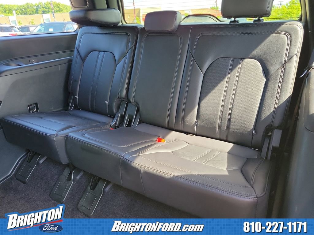 Used 2021 Ford Expedition Limited AWD/4WD image 25