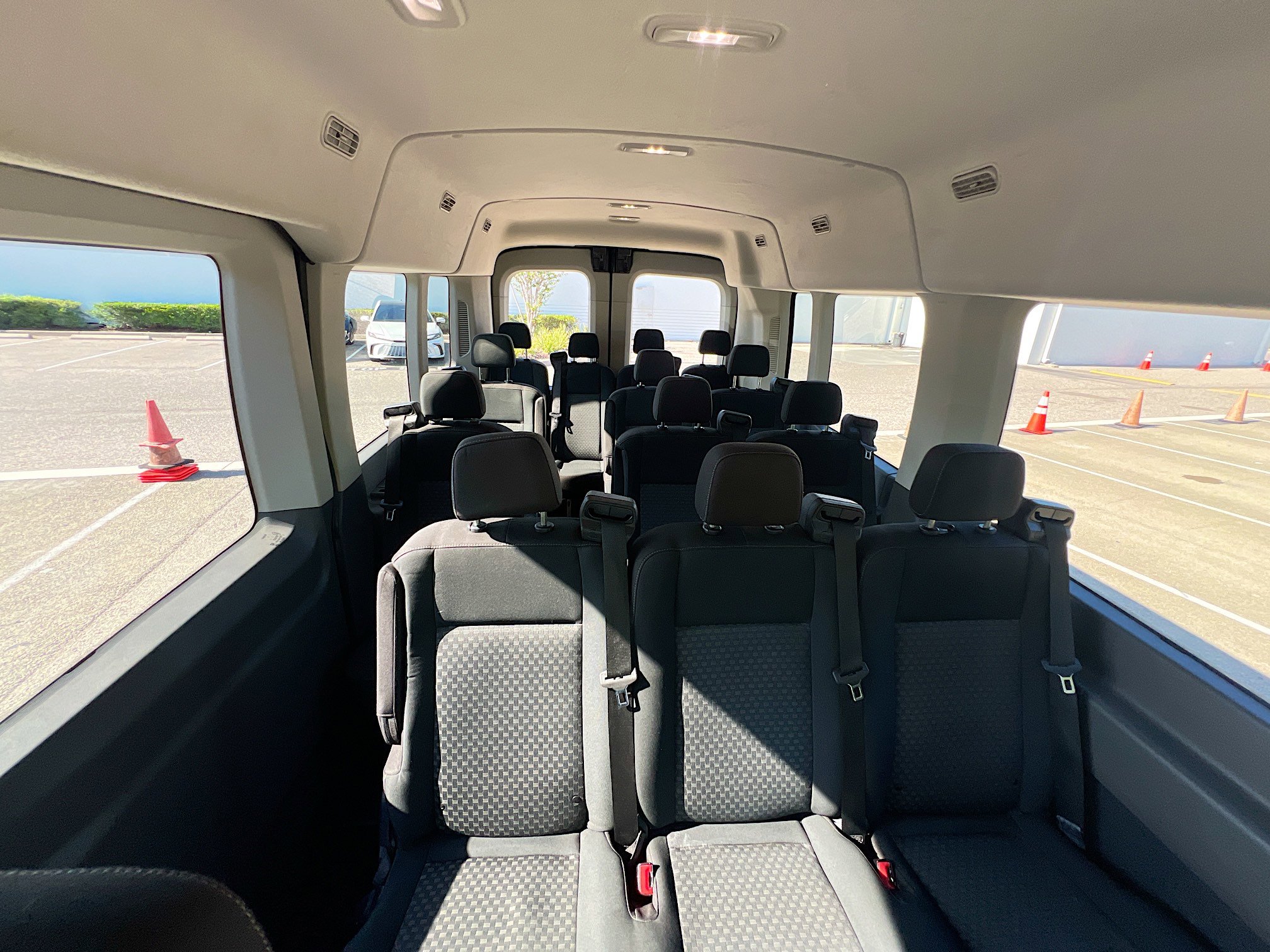 Used 2023 Ford Transit 350 XLT RWD image 32