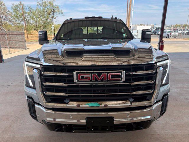 Used 2024 GMC Sierra 2500 SLT w/ Texas SLT Premium Package AWD/4WD image 2