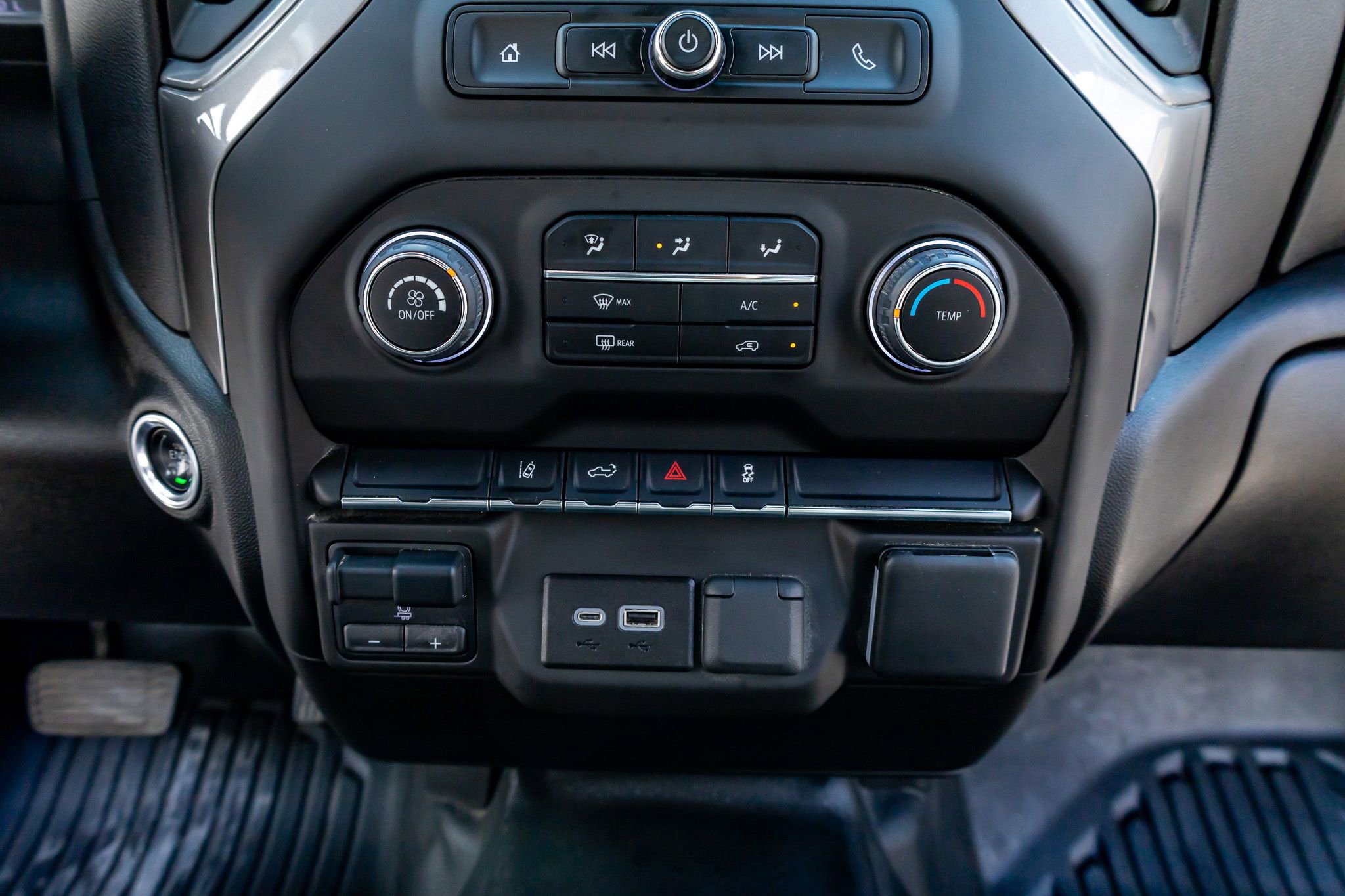 Used 2025 Chevrolet Silverado 2500 W/T w/ WT Convenience Package image 23