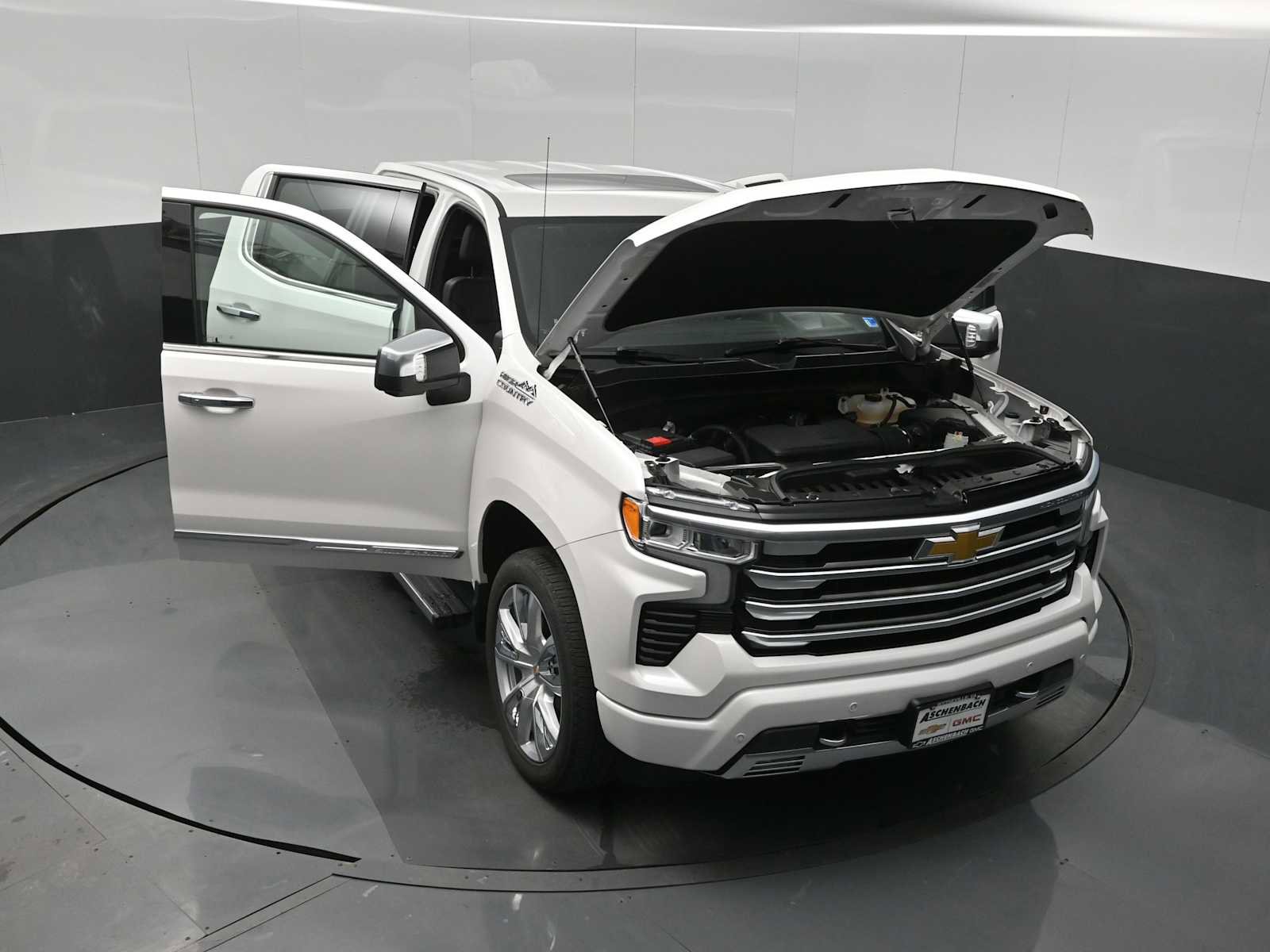 Used 2024 Chevrolet Silverado 1500 High Country image 27