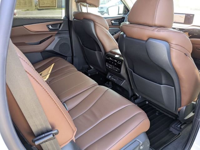 Certified 2024 Acura MDX FWD w/ Technology Package image 40