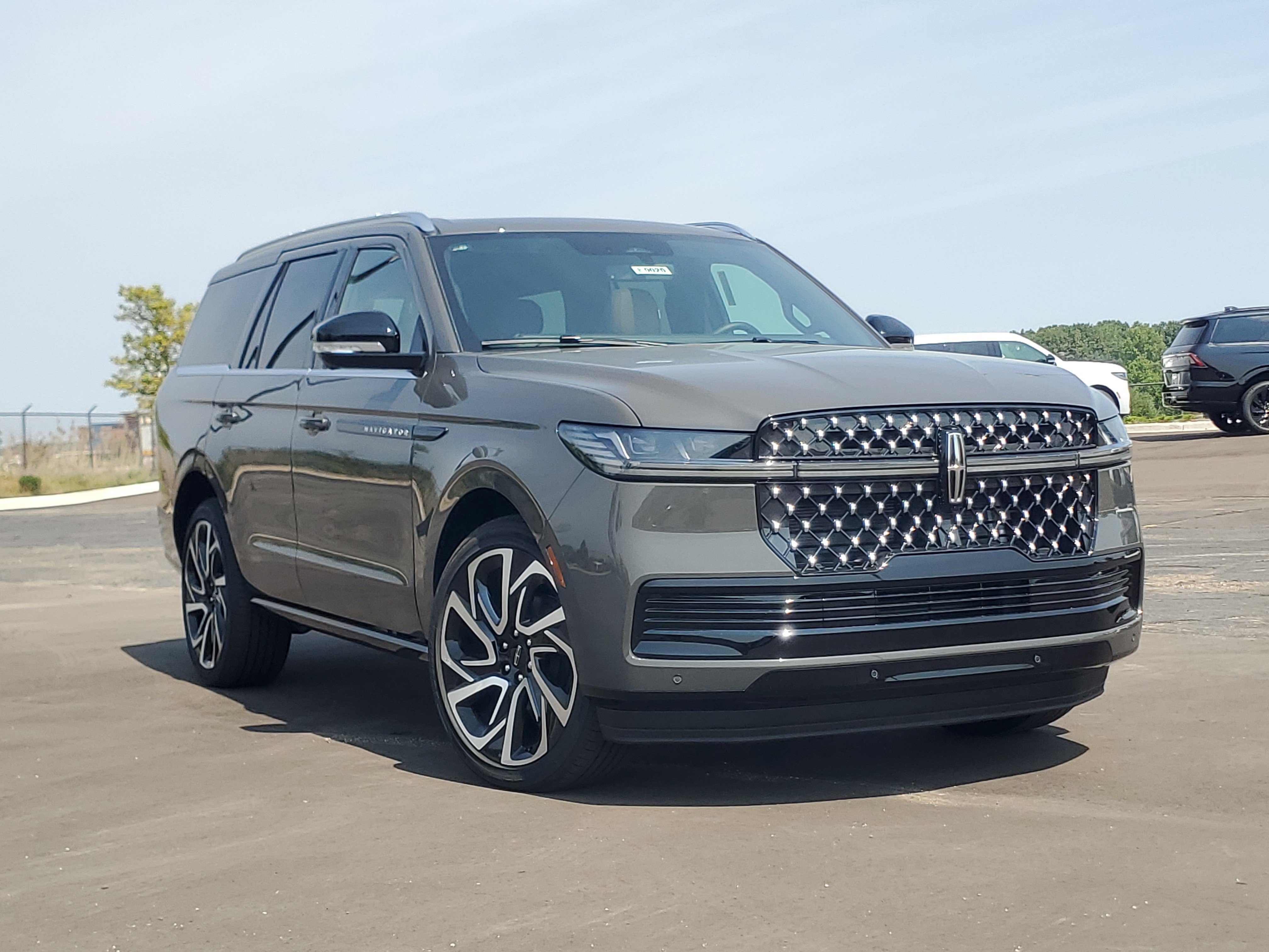 New 2027 Lincoln Navigator Black Label AWD/4WD 360° Tour