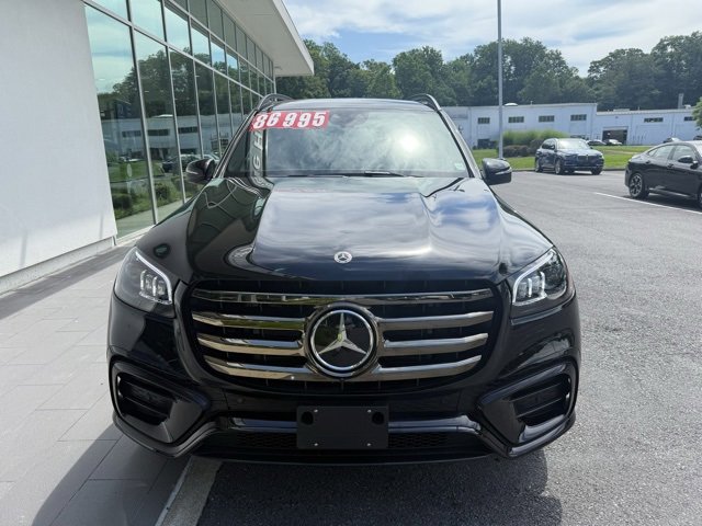 Used 2025 Mercedes-Benz GLS 450 4MATIC image 4
