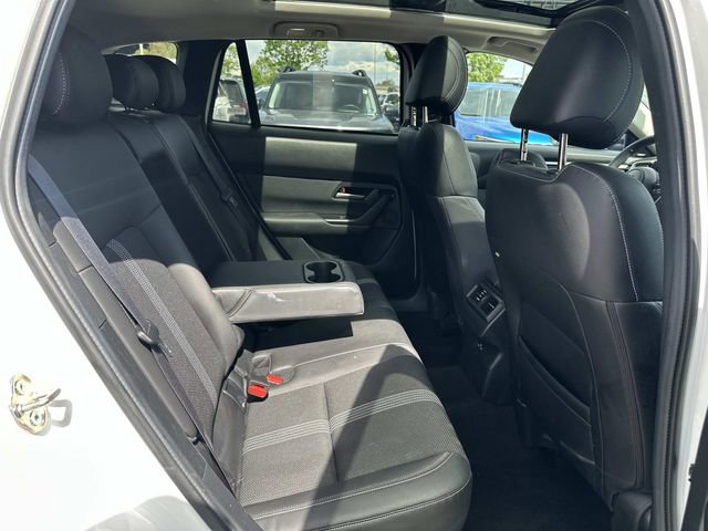 Used 2025 MAZDA CX-50 AWD 2.5 S w/ Premium Package image 11