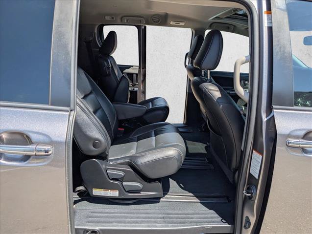 Used 2019 Toyota Sienna SE w/ SE Preferred Package FWD image 20