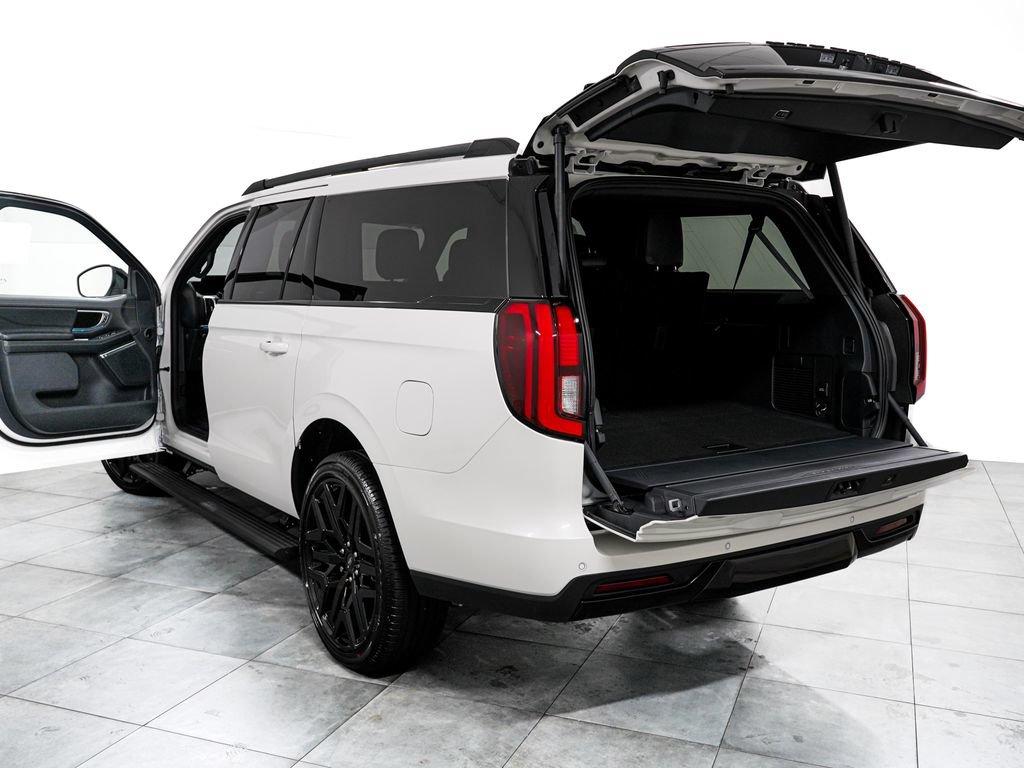 New 2026 Ford Expedition Max Platinum w/ Stealth Performance Package AWD/4WD image 10