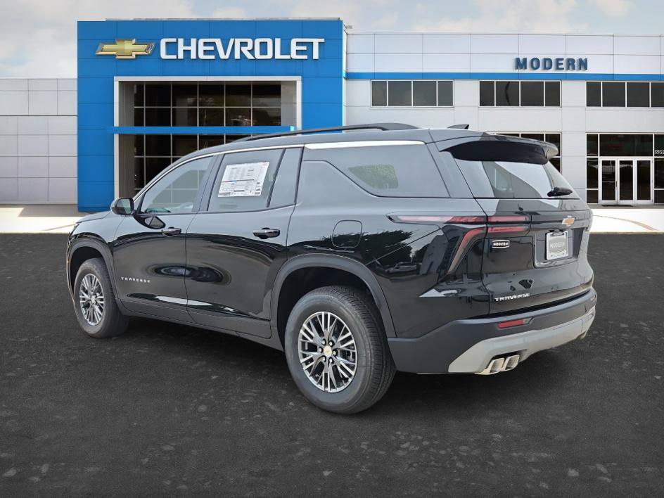 New 2027 Chevrolet Traverse LT FWD image 3