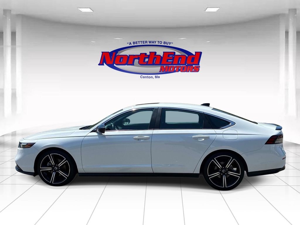 Used 2024 Honda Accord Sport image 4