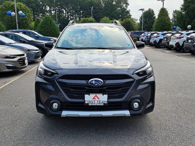 Certified 2025 Subaru Outback Limited AWD/4WD image 3