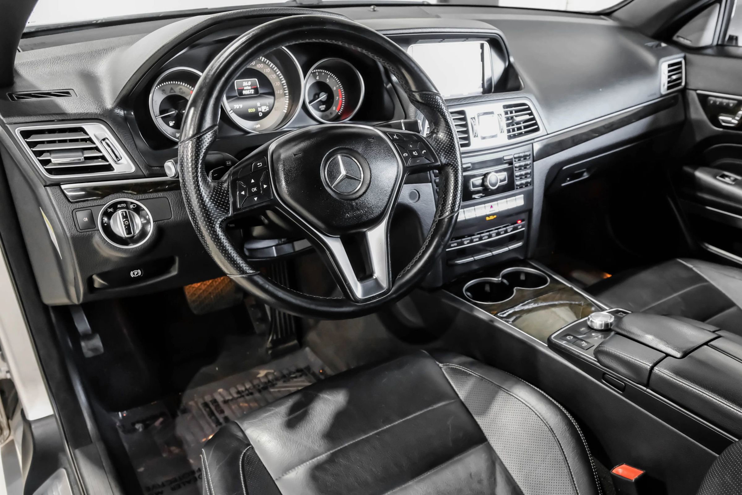 Used 2014 Mercedes-Benz E 550 Cabriolet image 18