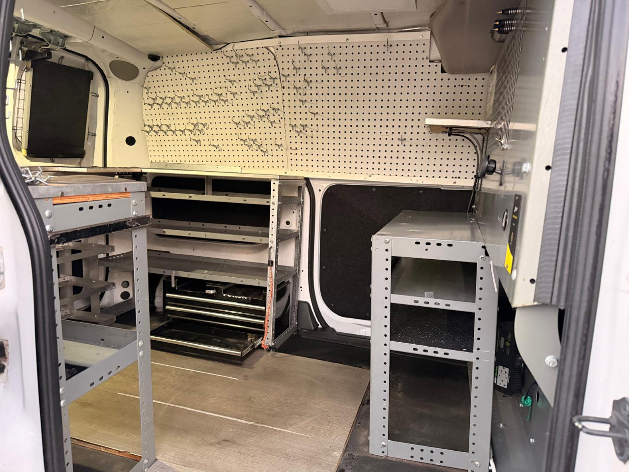 Used 2019 Nissan NV200 S w/ Cruise Control Package image 24