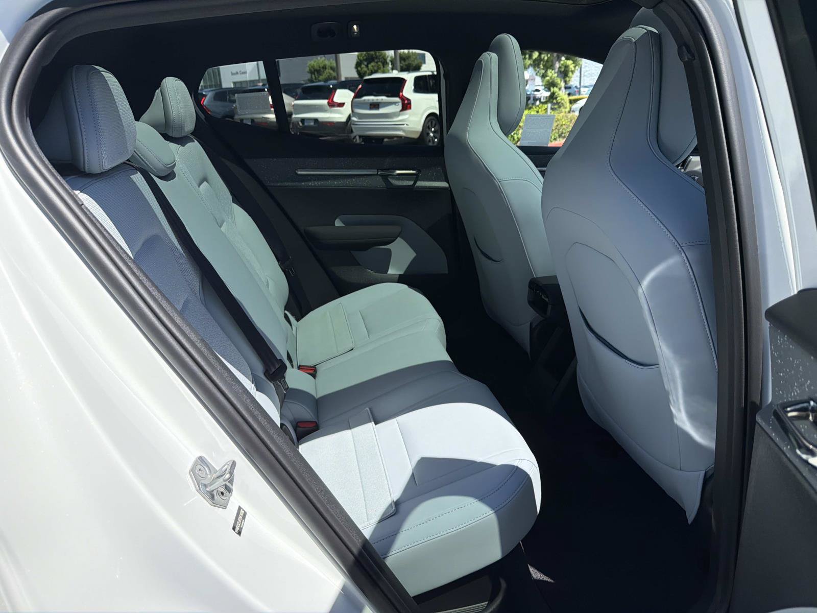 Certified 2026 Volvo EX30 Ultra w/ Climate Package AWD/4WD image 23