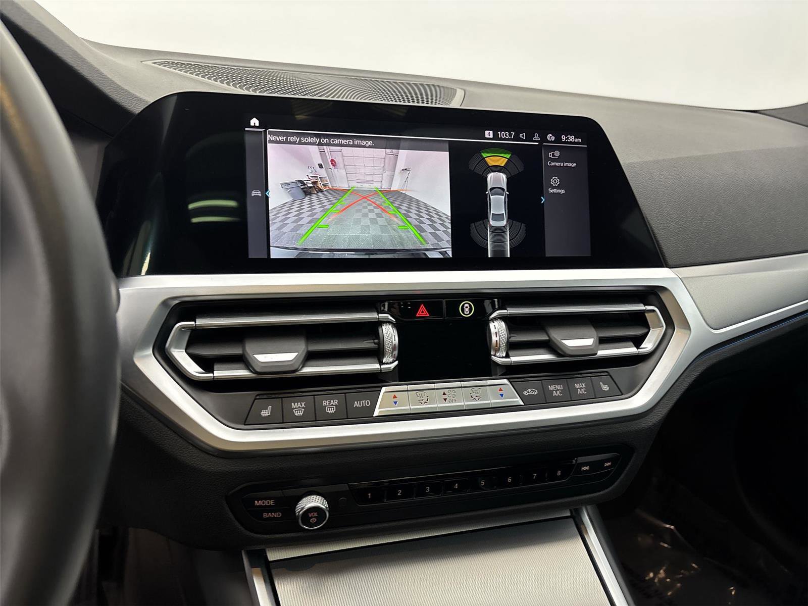 Used 2022 BMW 330e image 30