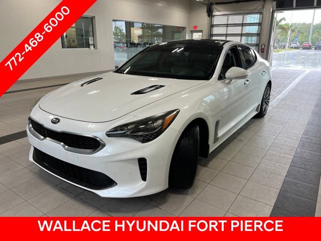 Used 2018 Kia Stinger Premium RWD image 1
